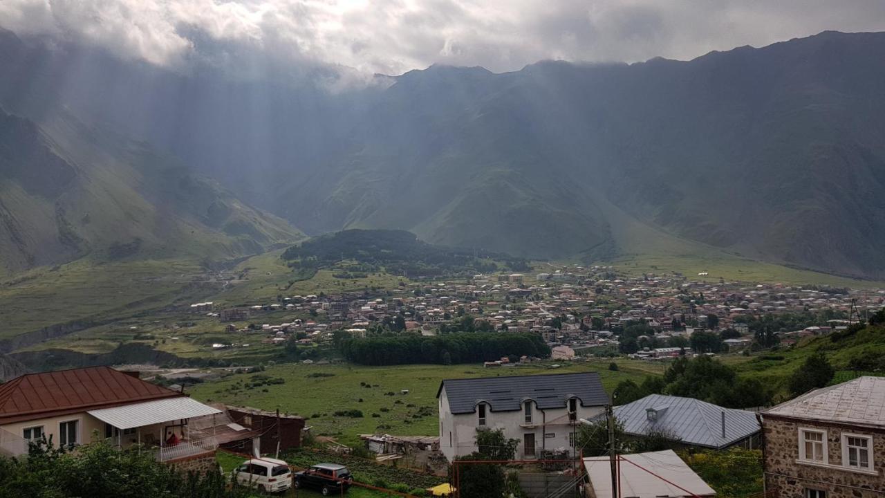 Kazbek View Hostel Kazbegi Exterior foto