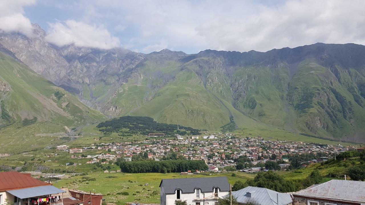 Kazbek View Hostel Kazbegi Exterior foto